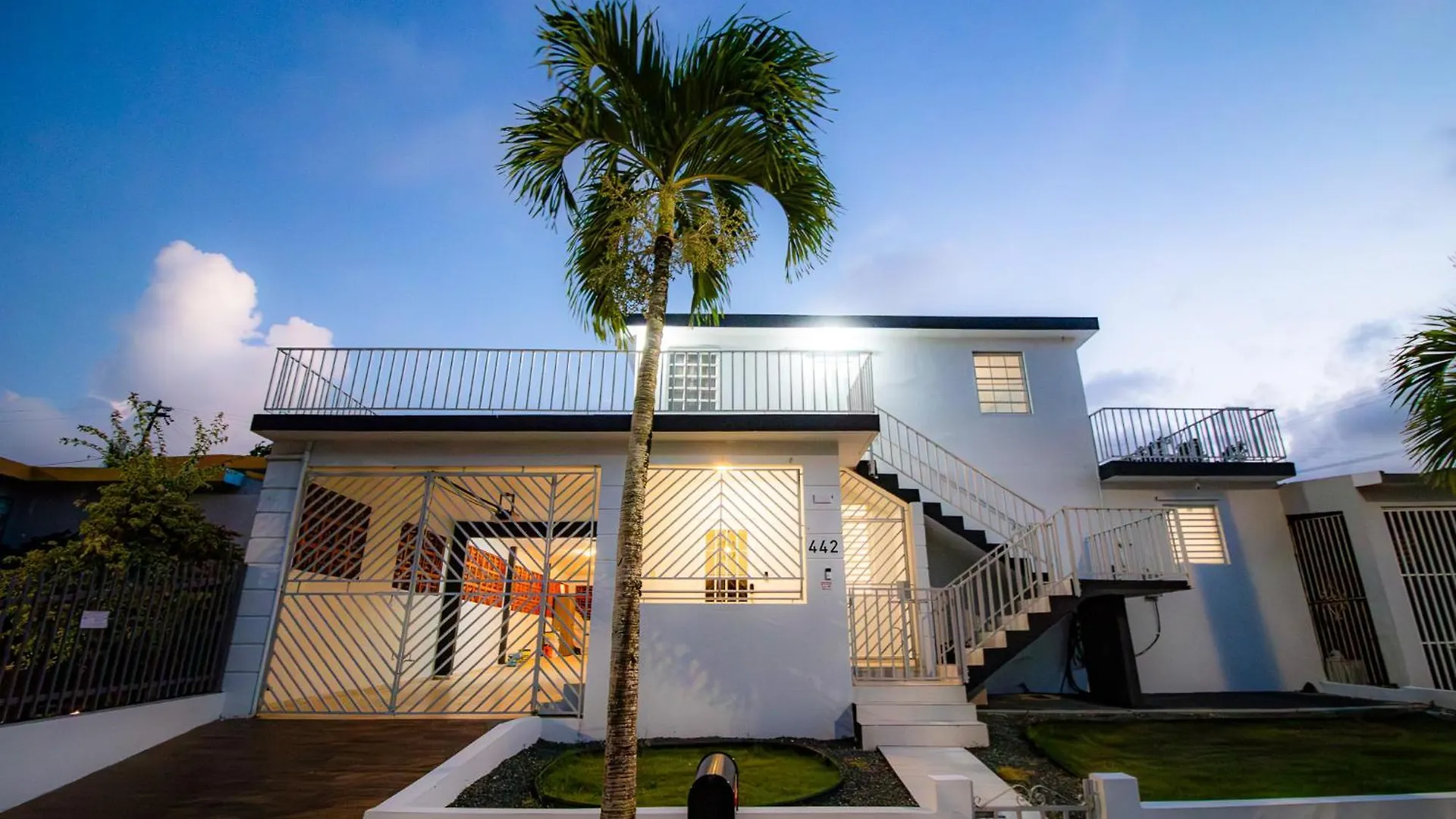 דירה Entire Vacation Home In San Juan - Fits 10