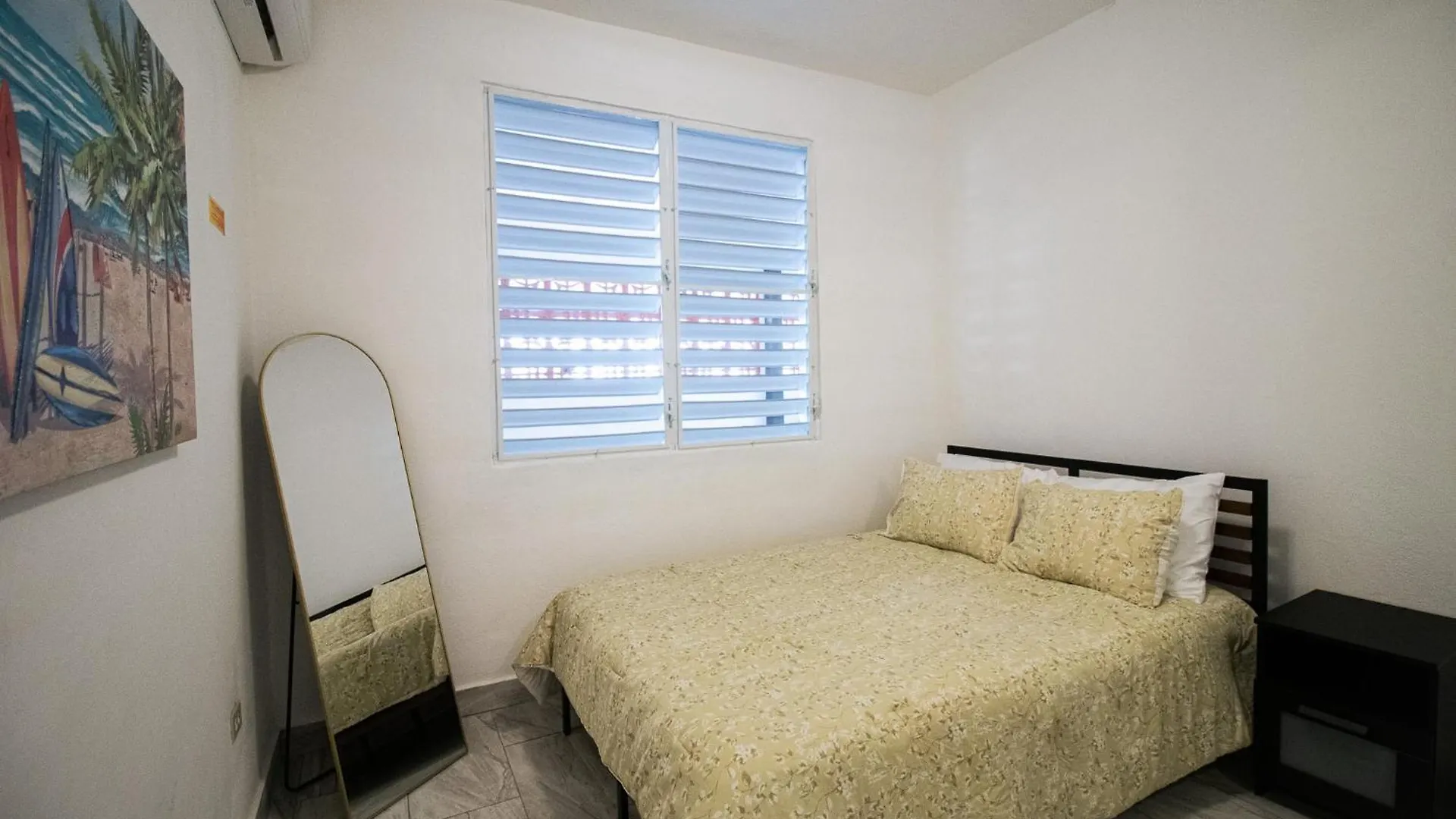 דירה Entire Vacation Home In San Juan - Fits 10